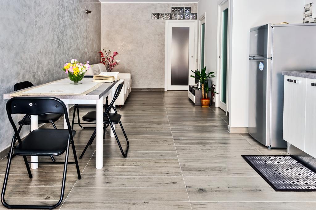 Lovely Apartment Via Piccioni Cagliari Exterior foto